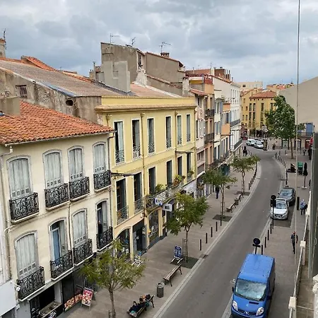 Enormous Charm T2 Historic Center Laundry Fiber Apartment *