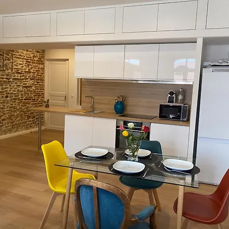 Enormous Charm T2 Historic Center Laundry Fiber