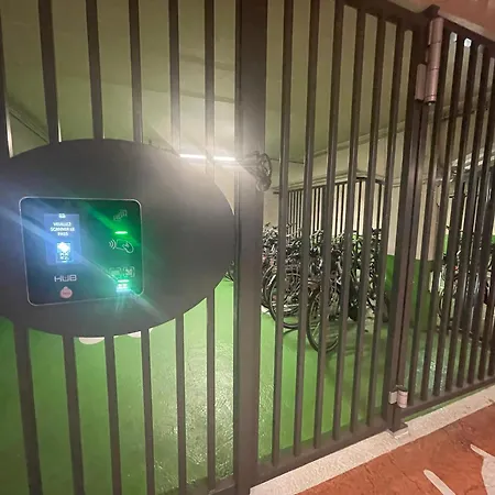 Διαμέρισμα Enormous Charm T2 Historic Center Laundry Fiber Περπινιάν