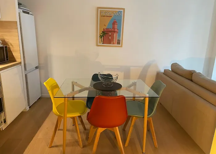 Enormous Charm T2 Historic Center Laundry Fiber